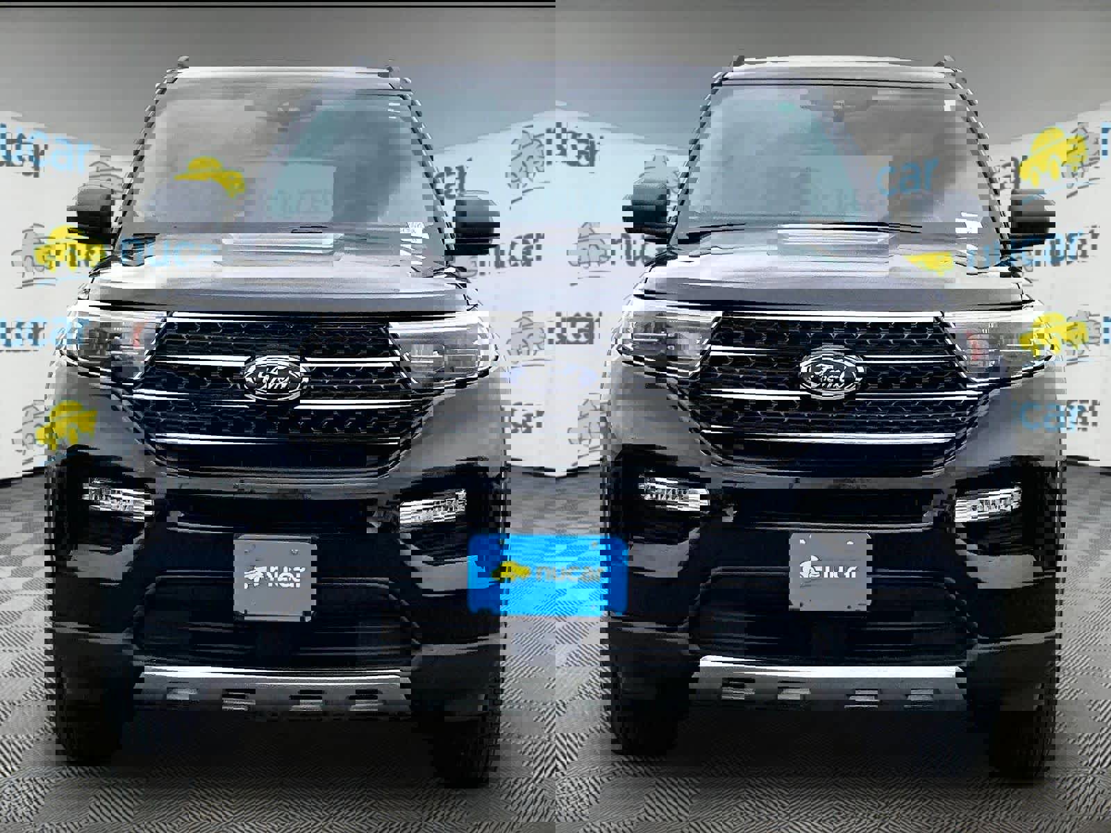 Used 2023 Ford Explorer XLT w/ Equipment Group 202A image 2