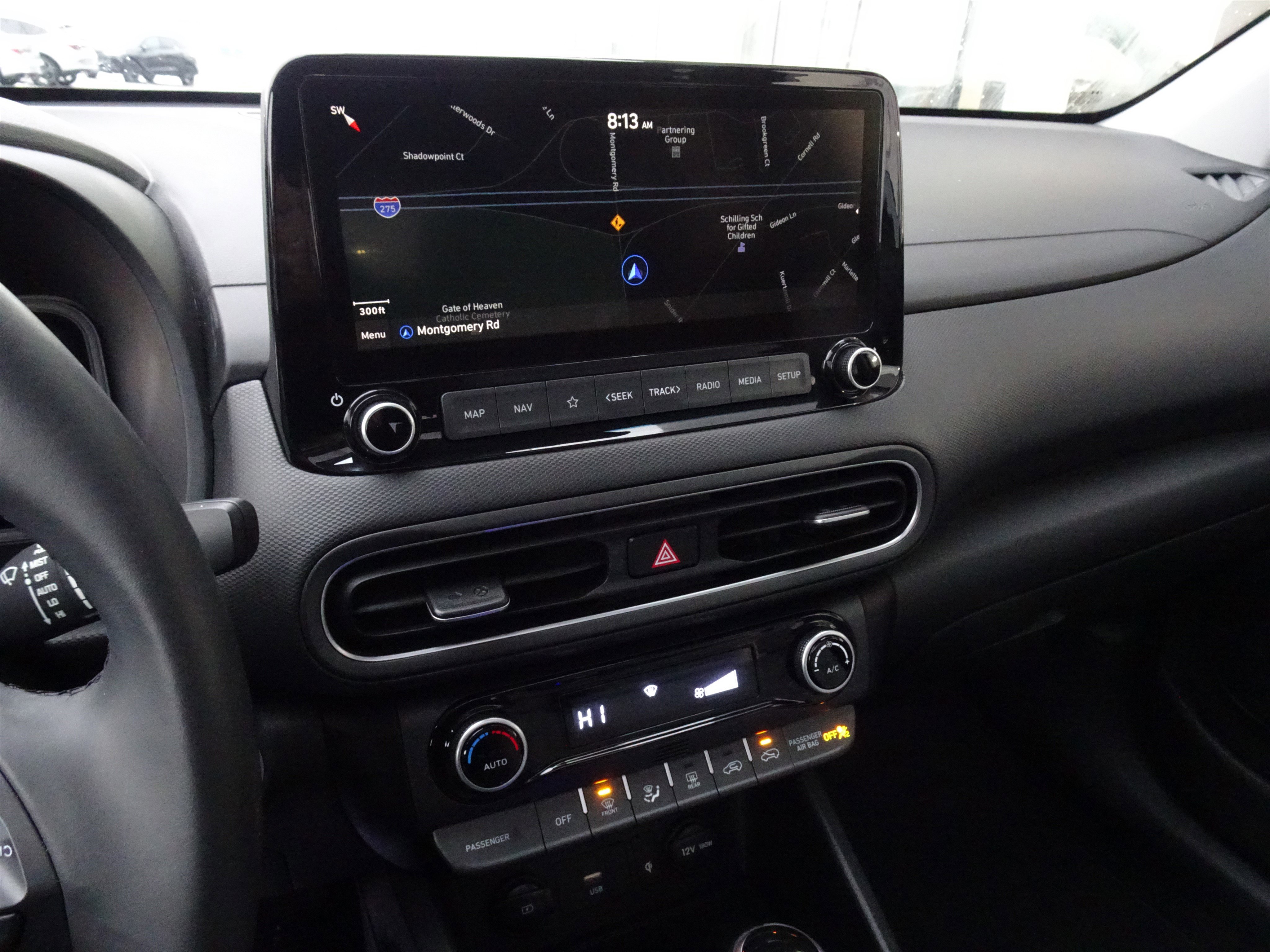 Used 2022 Hyundai Kona Limited image 18