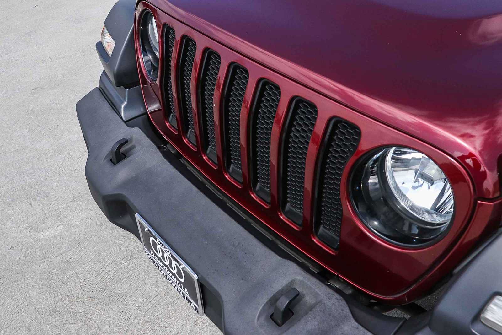 Used 2021 Jeep Wrangler Unlimited Sport AWD/4WD image 8