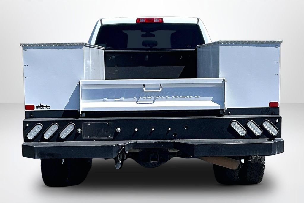 Used 2024 RAM 3500 Tradesman w/ Chrome Appearance Group AWD/4WD image 7