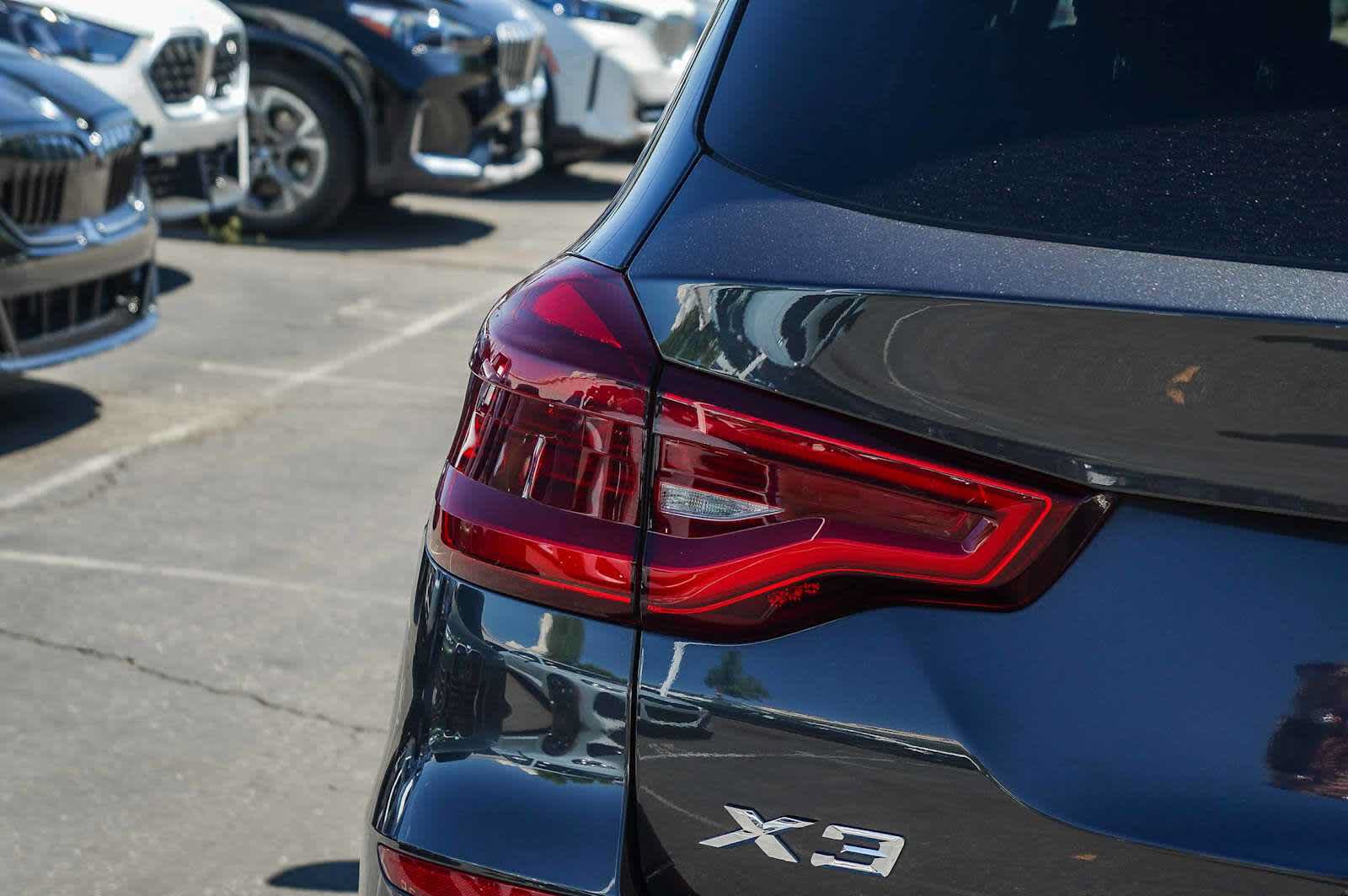 Used 2021 BMW X3 xDrive30i w/ Convenience Package AWD/4WD image 7