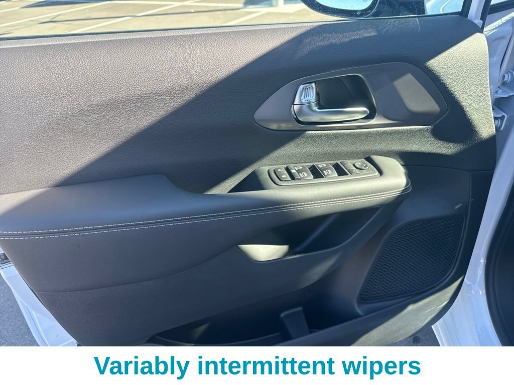 New 2026 Chrysler Voyager LX FWD image 12