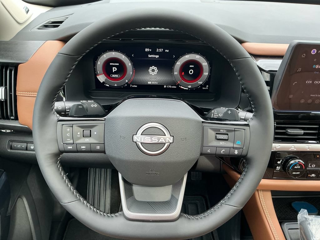 New 2026 Nissan Pathfinder Platinum AWD/4WD image 19