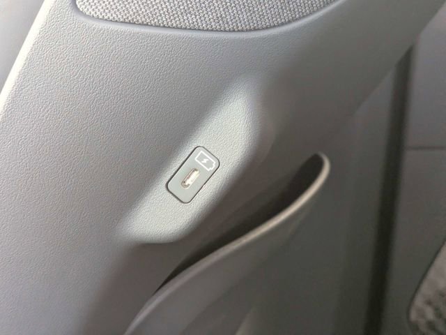 New 2026 Kia EV9 Light image 15