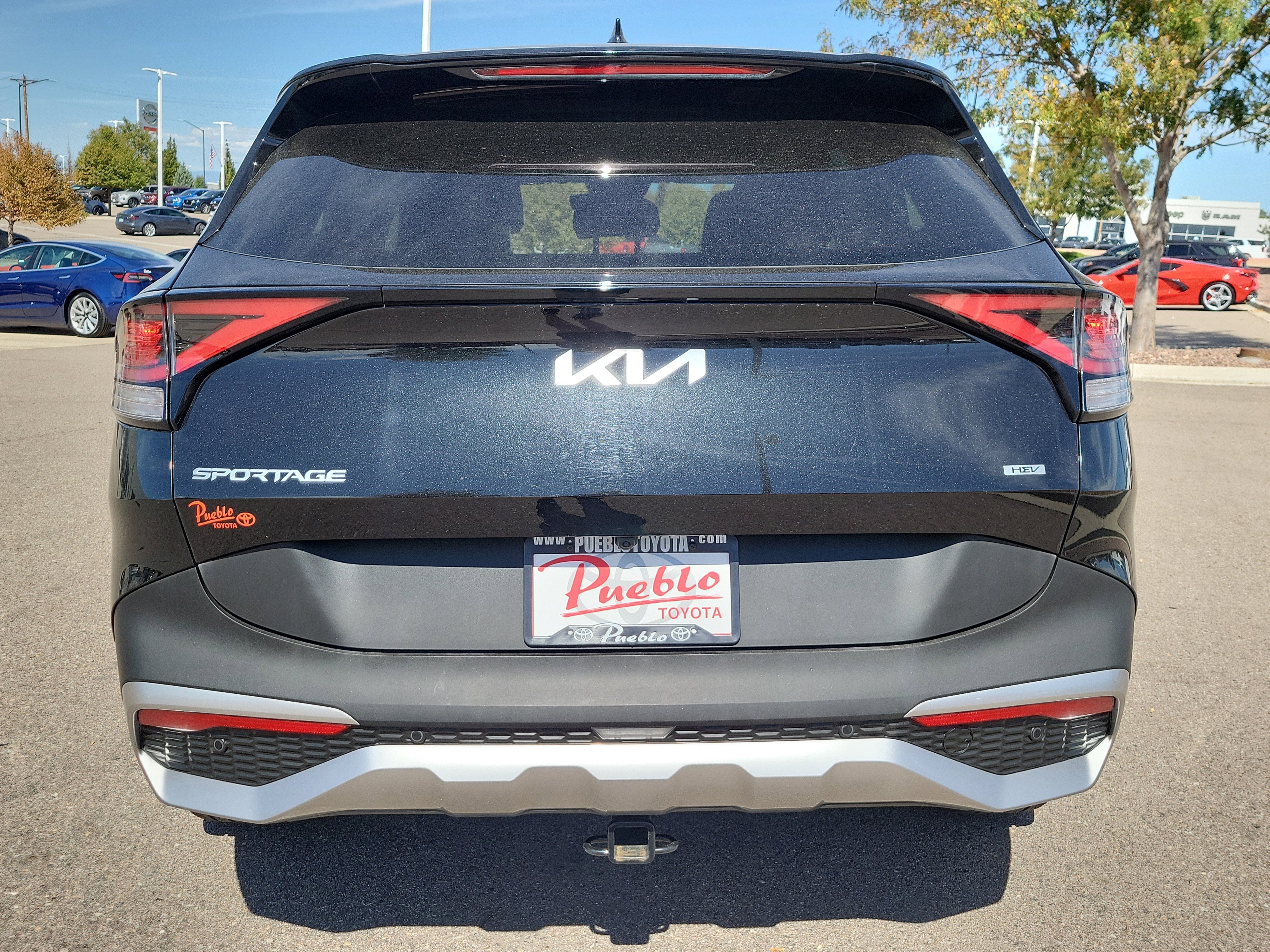 Used 2023 Kia Sportage LX image 12