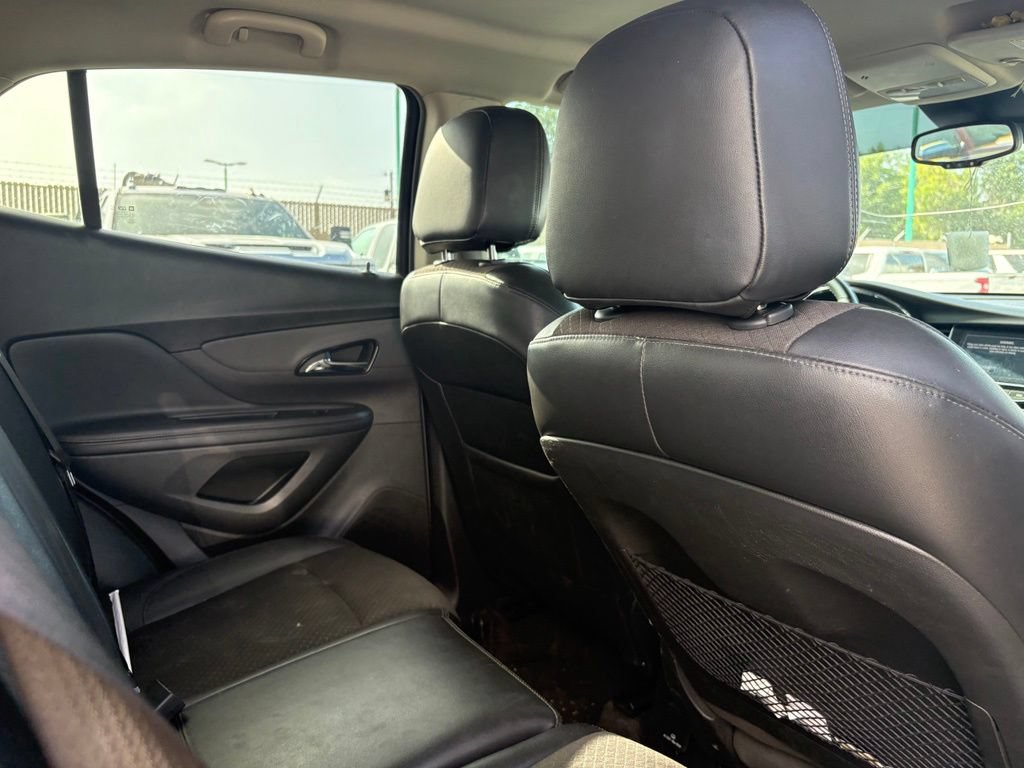 Used 2021 Buick Encore Preferred w/ Safety Package FWD image 7