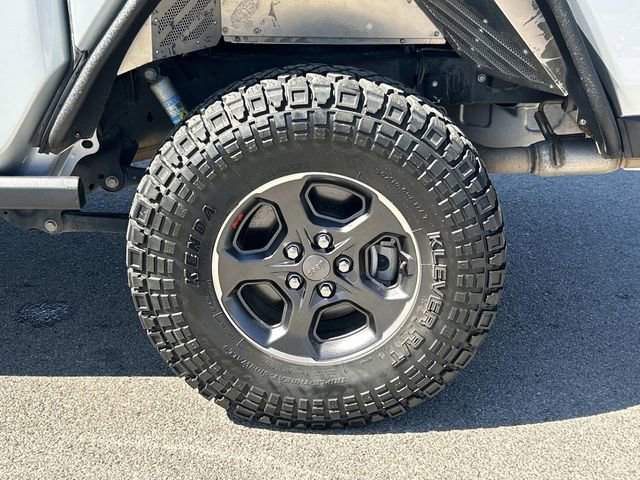 Used 2023 Jeep Gladiator Rubicon w/ Cold Weather Group AWD/4WD image 14
