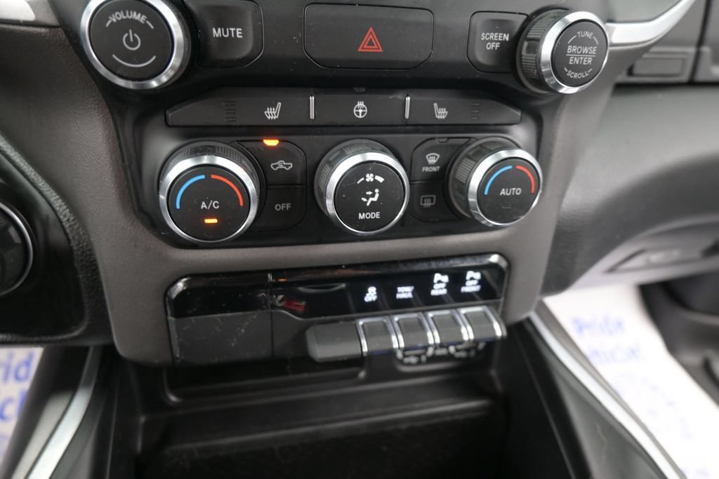 Used 2022 RAM 1500 Big Horn AWD/4WD image 38