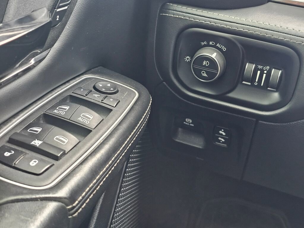Used 2022 RAM 1500 Limited AWD/4WD image 39