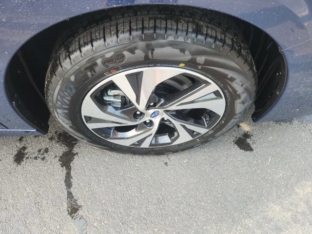 Certified 2025 Subaru Legacy Premium image 23