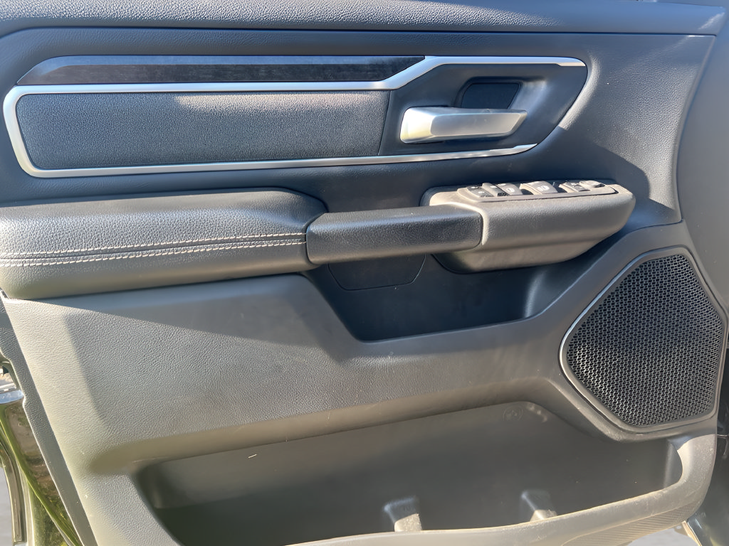 Used 2023 RAM 1500 Big Horn AWD/4WD image 16