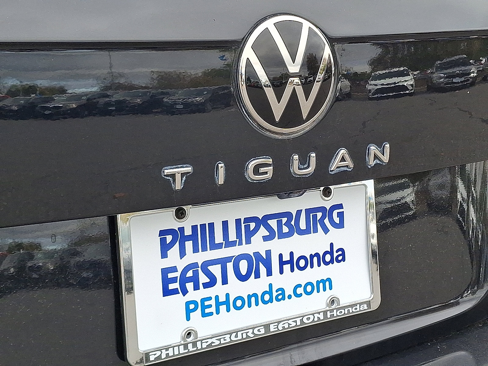 Used 2022 Volkswagen Tiguan S image 30