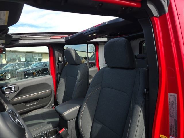 Used 2025 Jeep Wrangler Sahara 4xe w/ Safety Group image 29