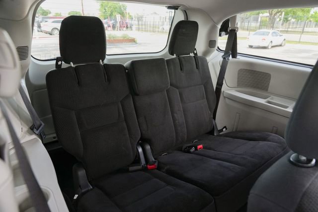 Used 2017 Dodge Grand Caravan SE w/ Power Window Group image 31