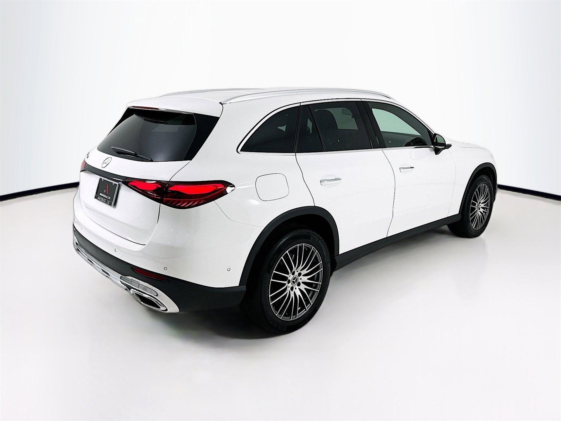 Certified 2025 Mercedes-Benz GLC 300 image 8