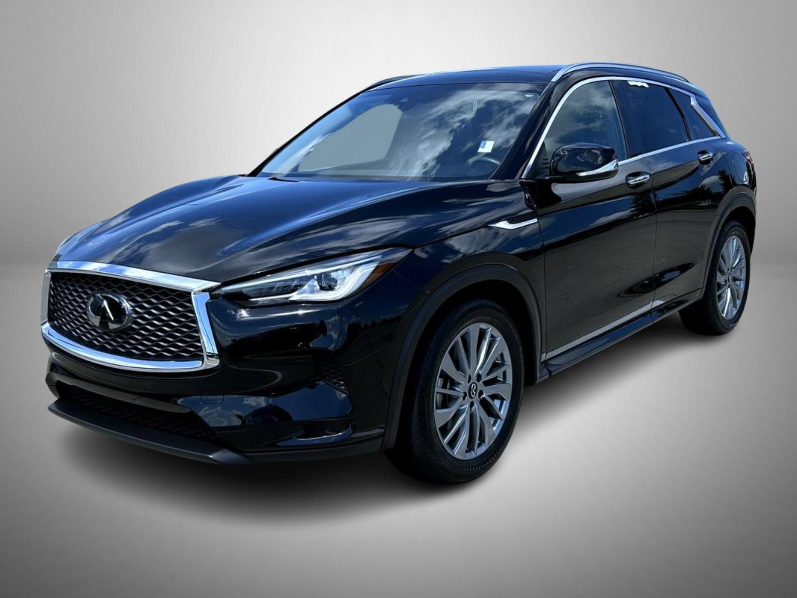 Certified 2025 INFINITI QX50 Luxe AWD/4WD image 1