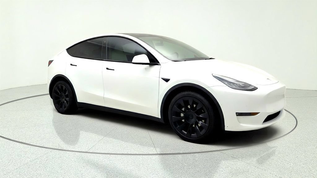 Used 2021 Tesla Model Y Long Range AWD/4WD image 3