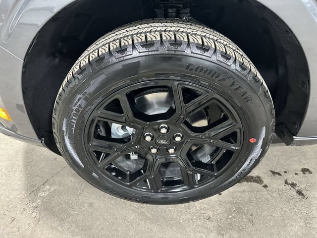 New 2026 Ford Maverick Lobo AWD/4WD image 22