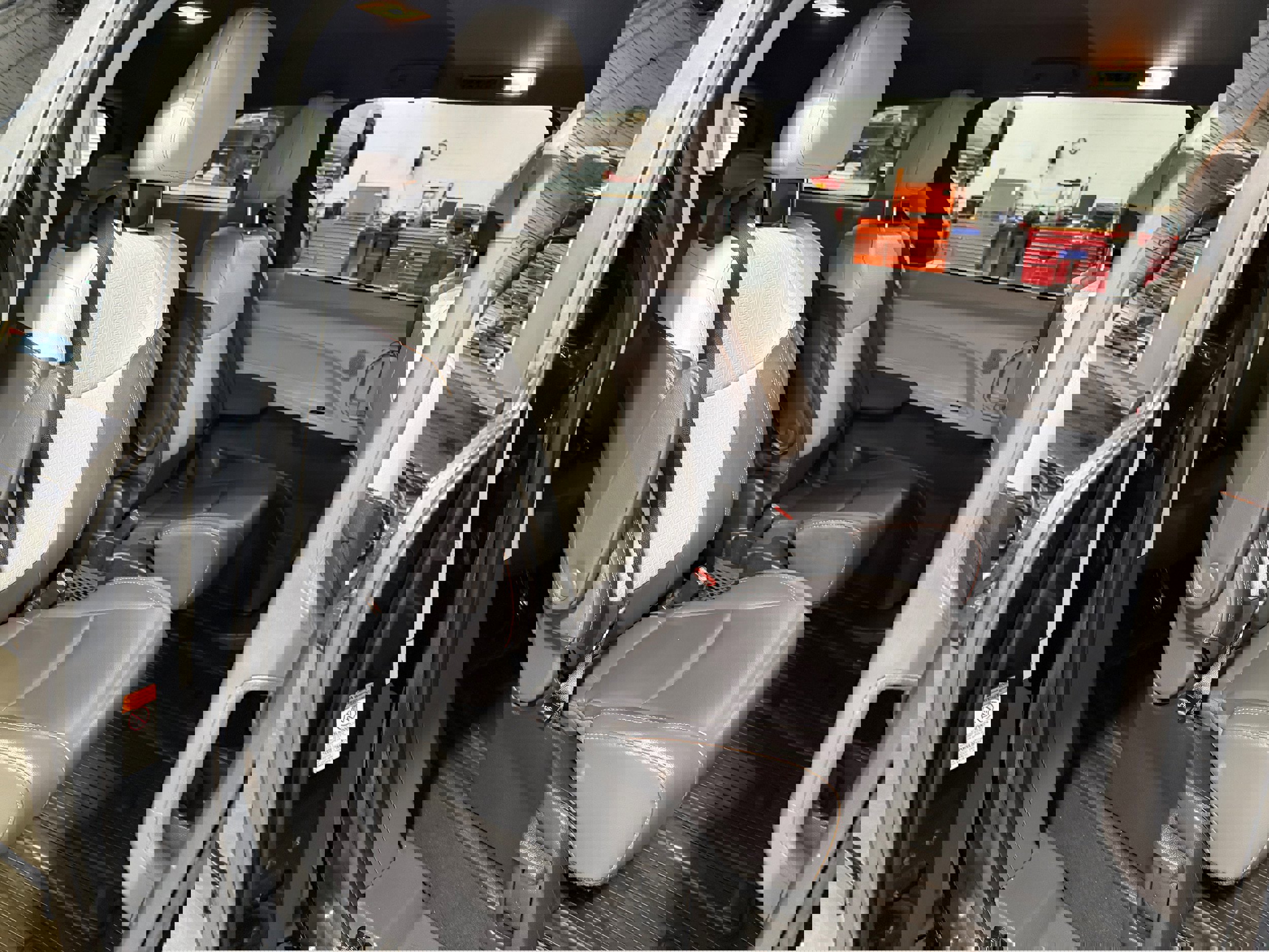 Used 2022 Toyota Sienna XSE w/ XSE Plus Package image 16