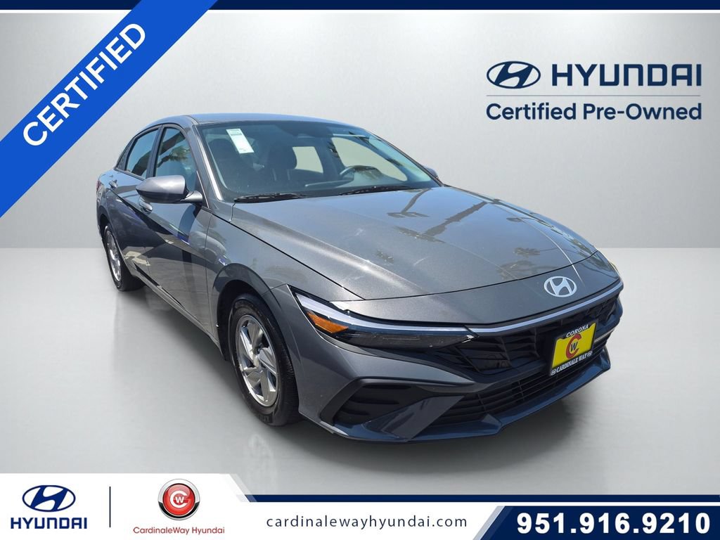 Used 2026 Hyundai Elantra SE FWD image 1