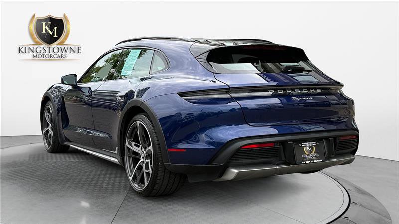 Used 2022 Porsche Taycan 4 Cross Turismo w/ Premium Package AWD/4WD image 3