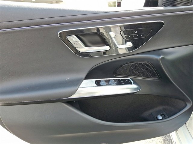 Used 2025 Mercedes-Benz E 450 4MATIC Sedan image 12