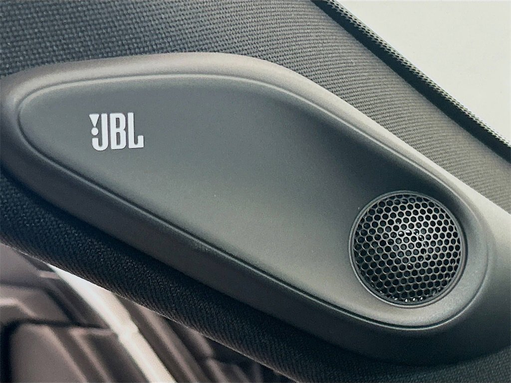 New 2025 Toyota Crown Signia image 30