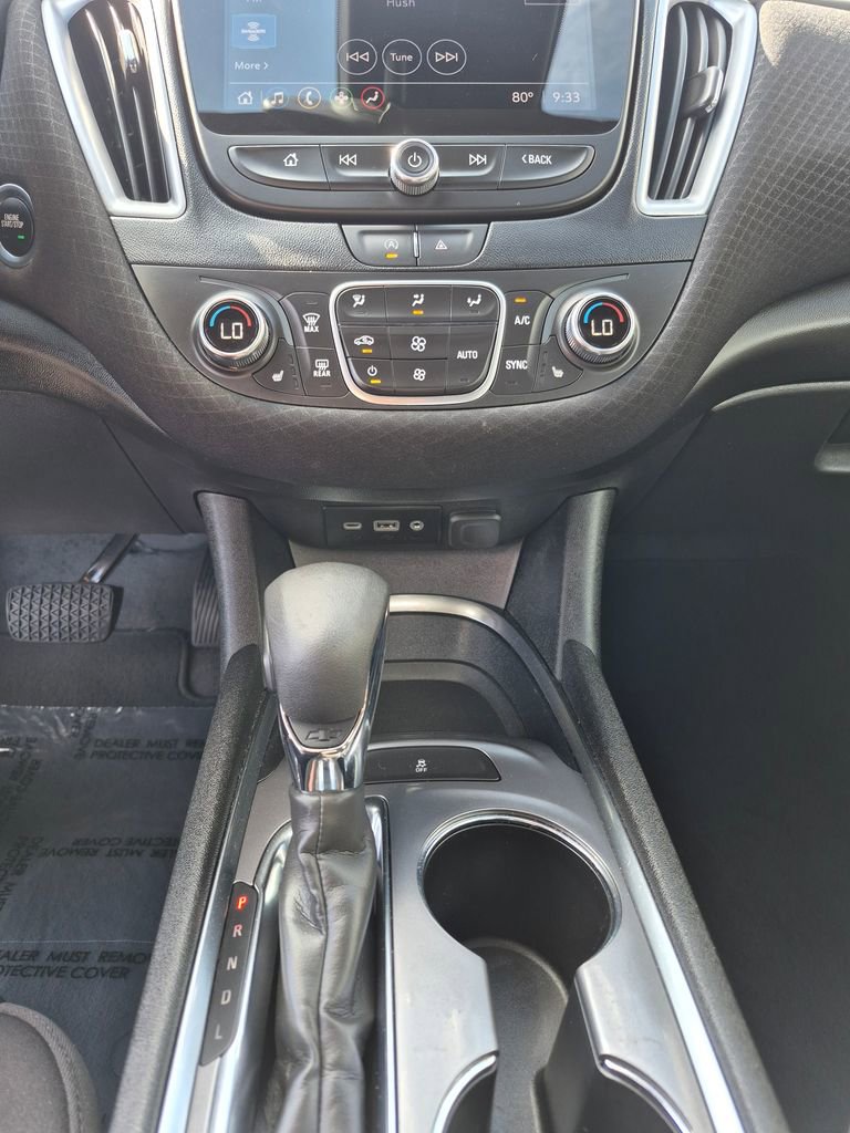 Used 2023 Chevrolet Malibu LT image 15