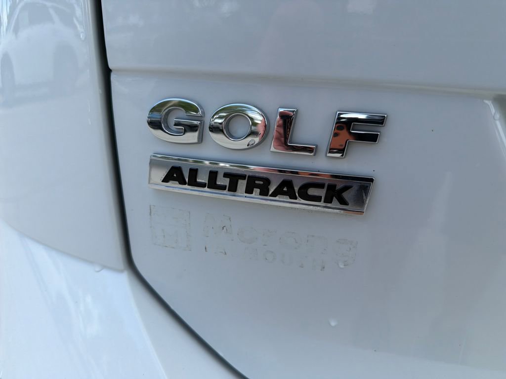 Used 2017 Volkswagen Golf Alltrack S AWD/4WD image 12