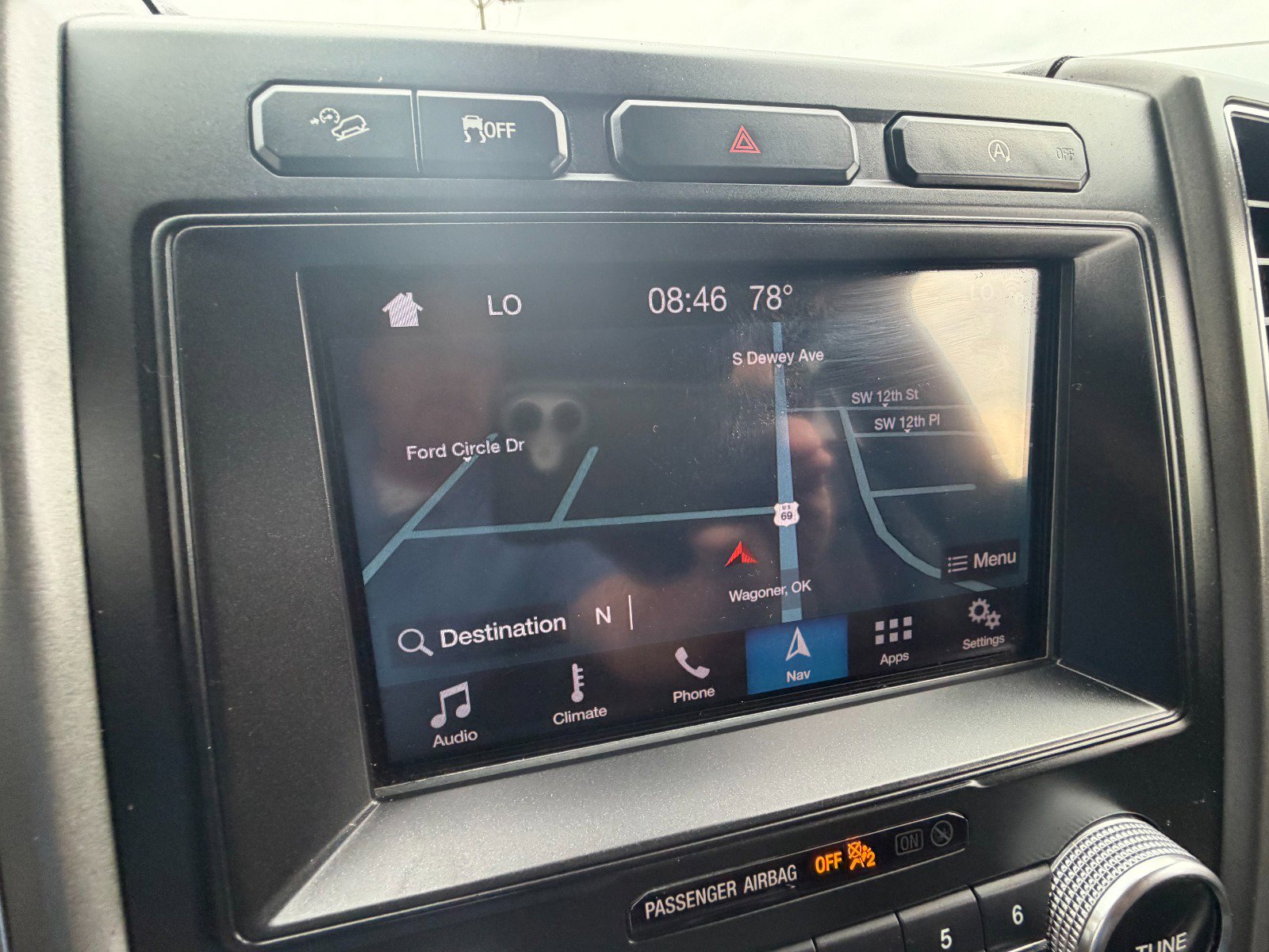 Used 2019 Ford Expedition Max XLT w/ Equipment Group 202A AWD/4WD image 18