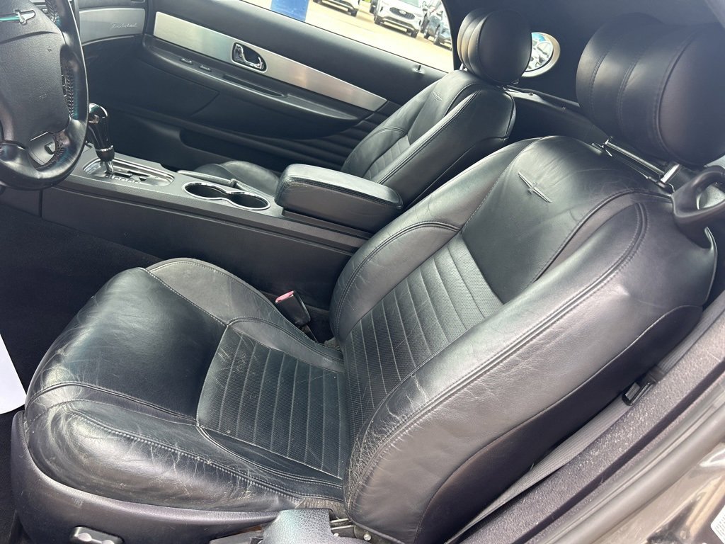 Used 2003 Ford Thunderbird Deluxe image 8