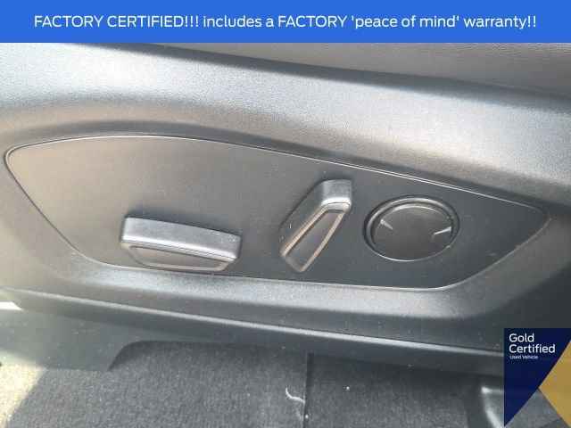 Used 2024 Ford Explorer XLT w/ Equipment Group 202A AWD/4WD image 29