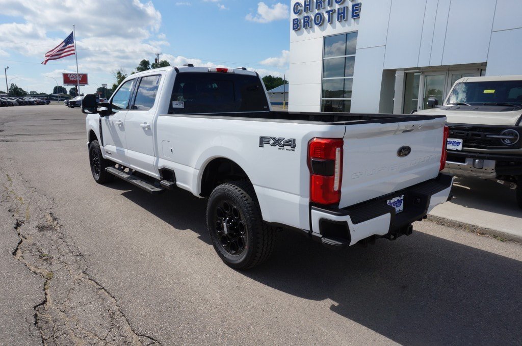 Used 2026 Ford F350 XLT w/ XLT Premium Package AWD/4WD image 3