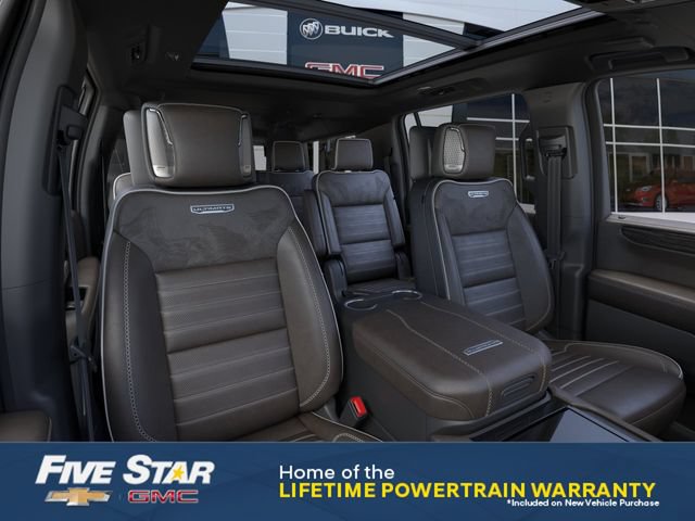 New 2026 GMC Yukon XL Denali Ultimate w/ LPO, Floor Liner Package AWD/4WD image 16