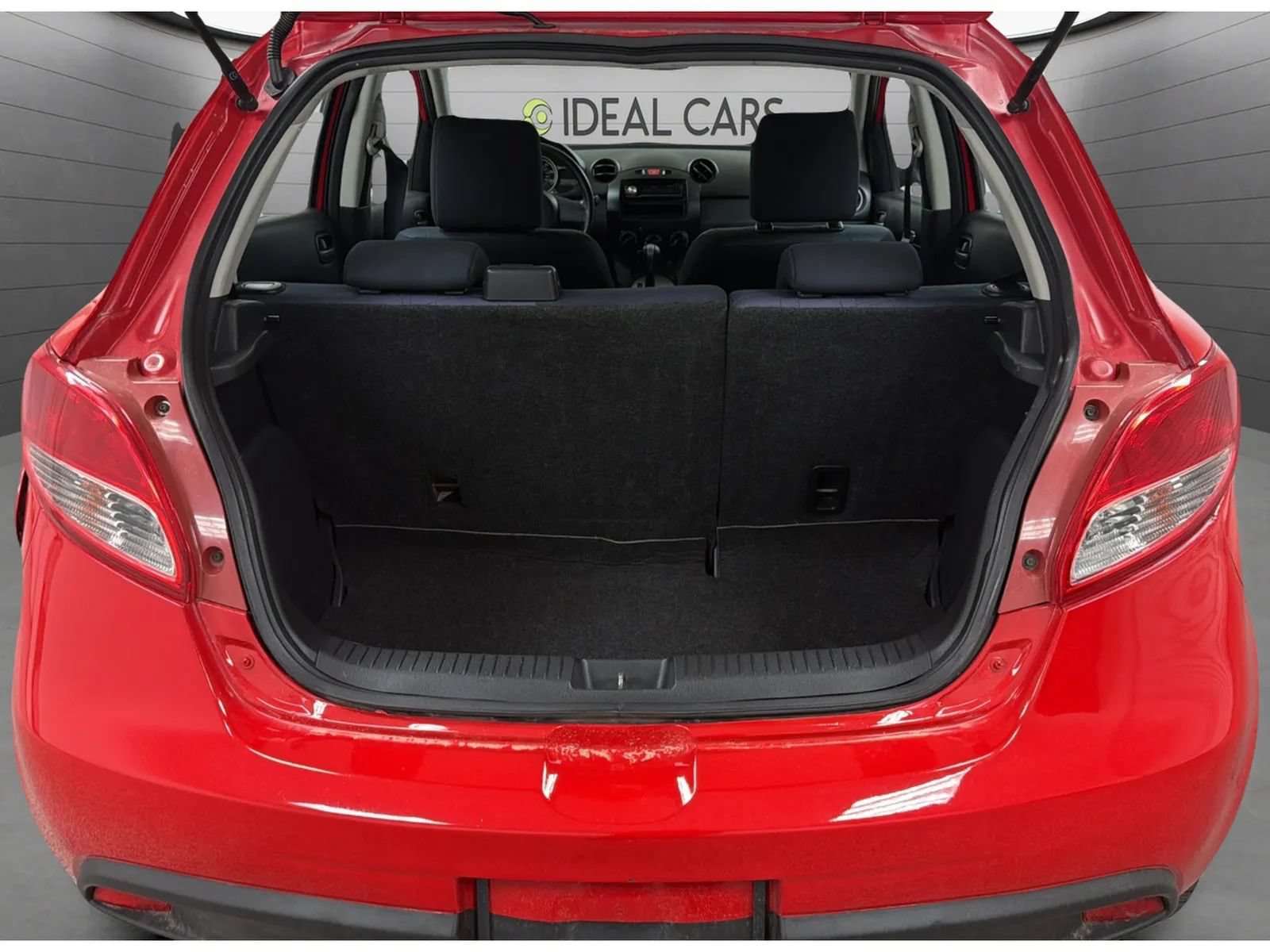Used 2012 MAZDA MAZDA2 Sport FWD image 17
