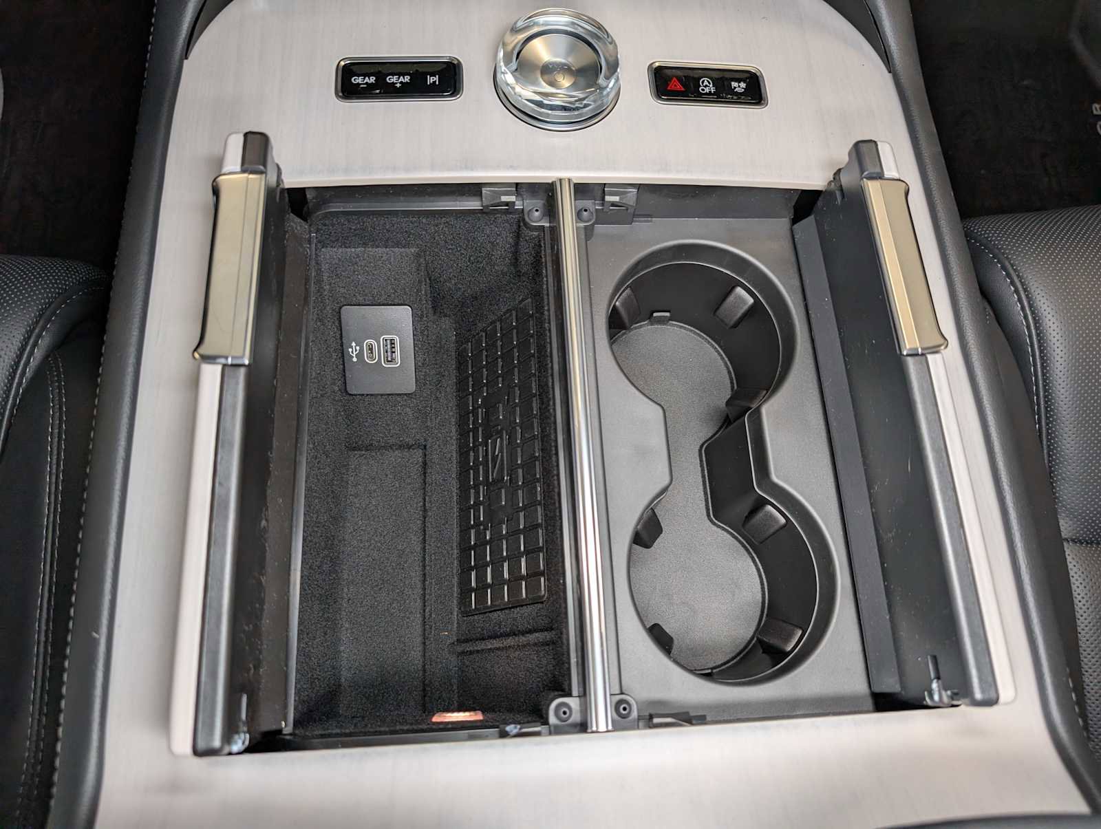 New 2025 Lincoln Navigator Reserve w/ Jet Appearance Package image 23