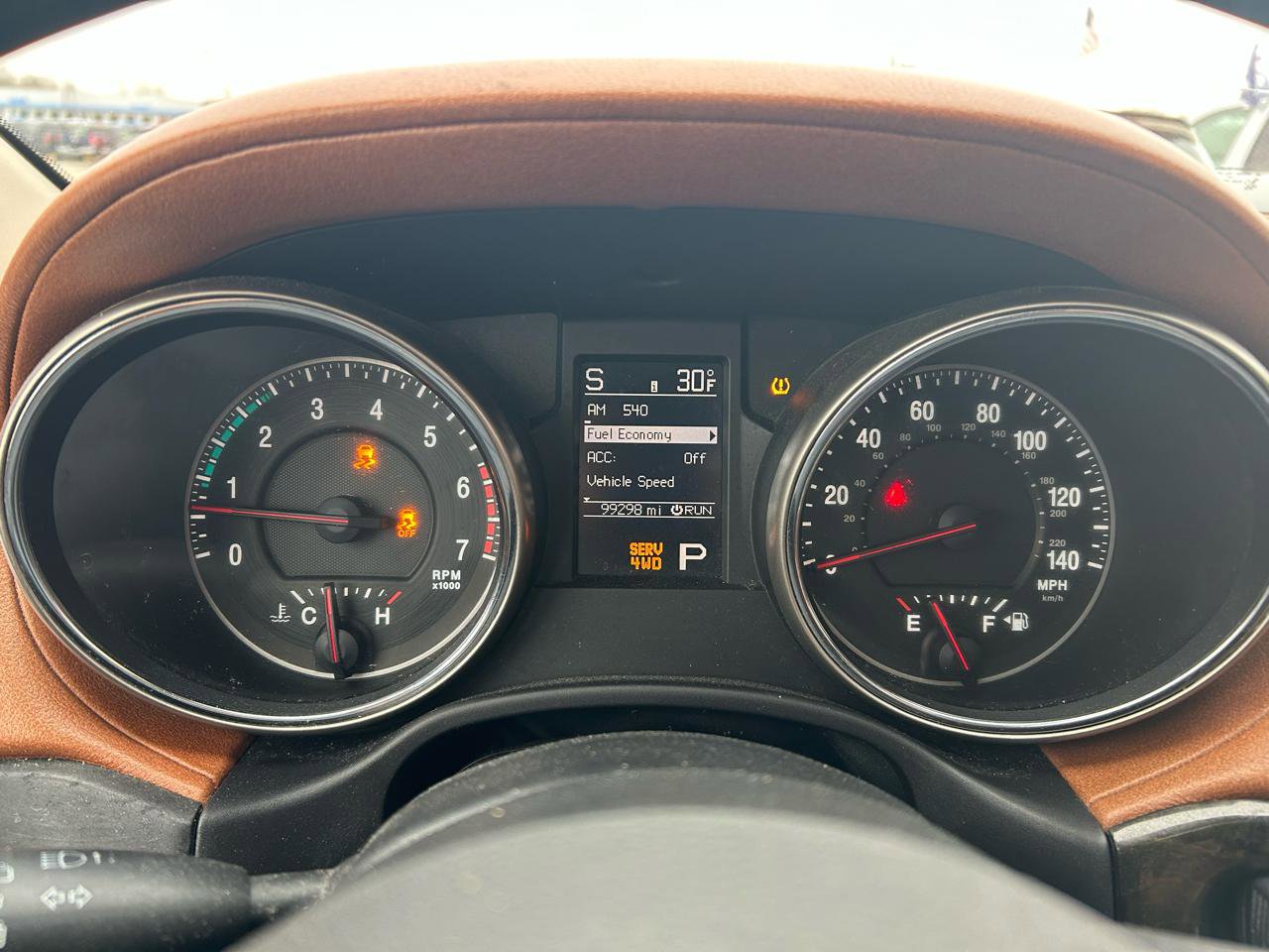 Used 2011 Jeep Grand Cherokee Overland Summit image 22