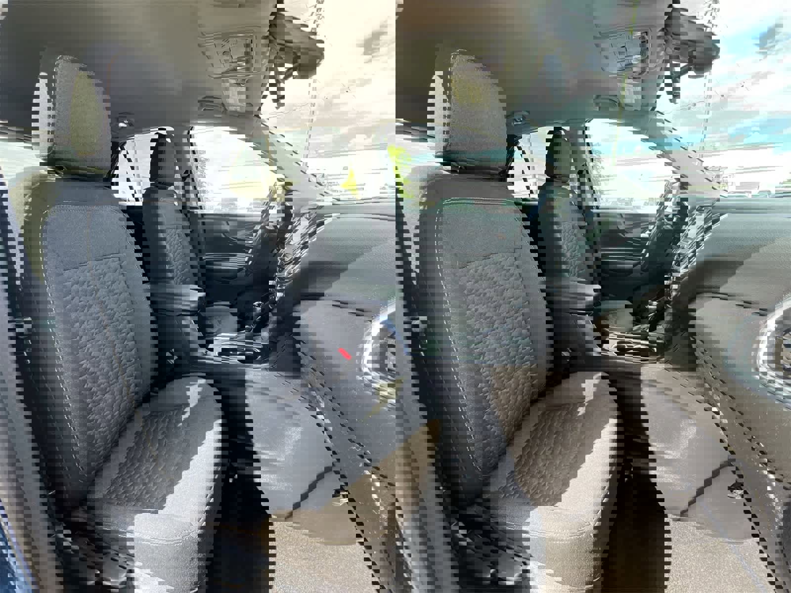 Used 2019 Chevrolet Equinox LT w/ Driver Convenience Package image 21