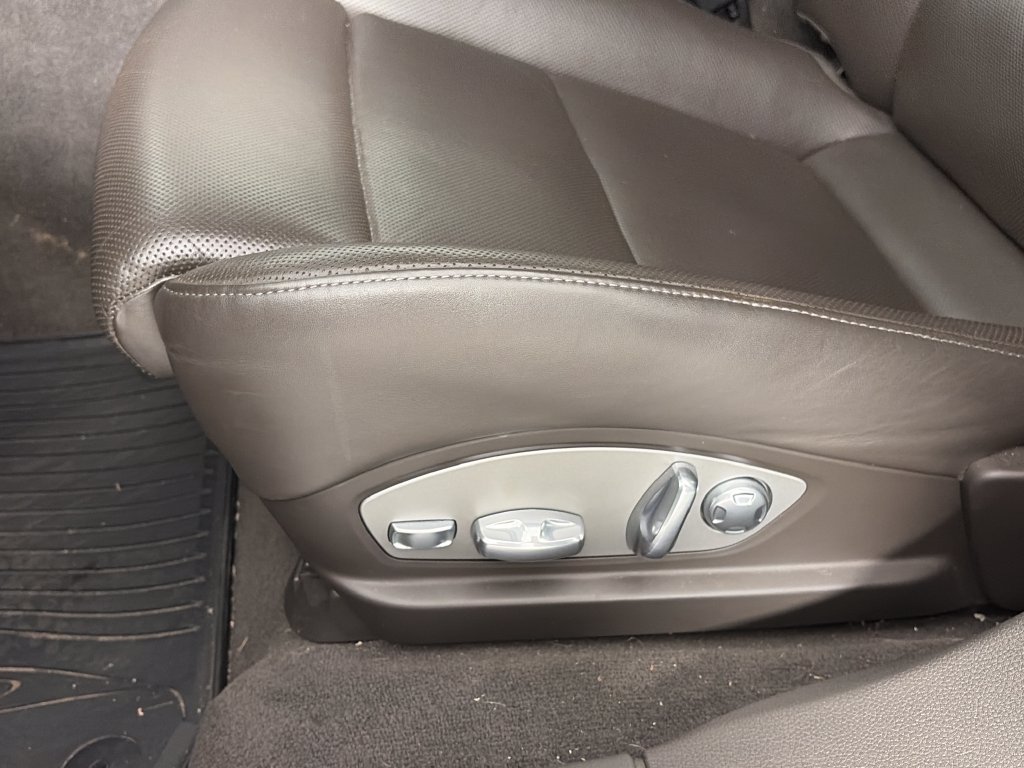 Used 2015 Porsche Panamera image 27