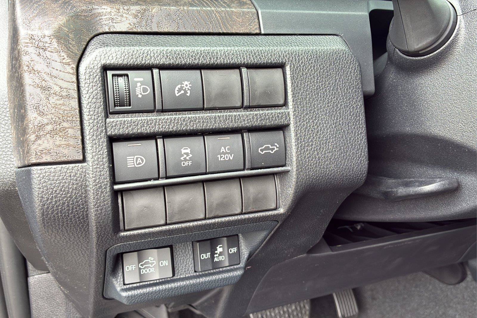 New 2026 Toyota Tacoma Limited AWD/4WD image 9