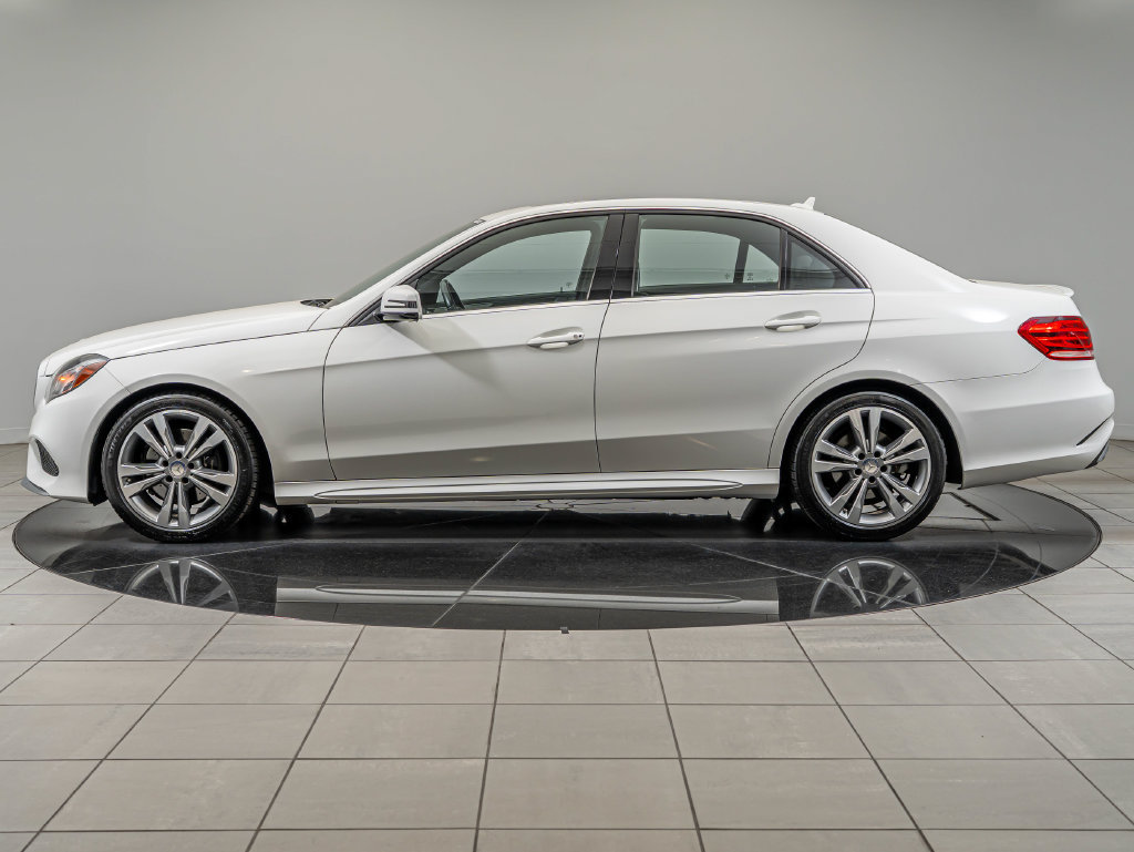 Used 2016 Mercedes-Benz E 350 4MATIC Sedan image 5