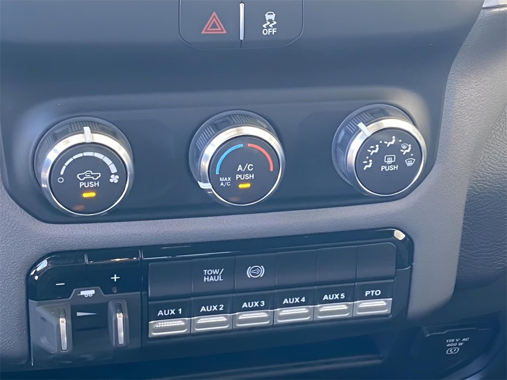 New 2024 RAM 4500 SLT w/ Quick Order Package 2YG SLT image 70