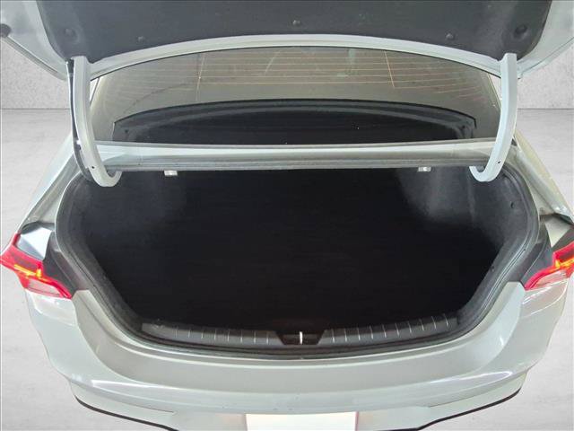 Used 2022 Kia K5 GT-Line FWD image 6