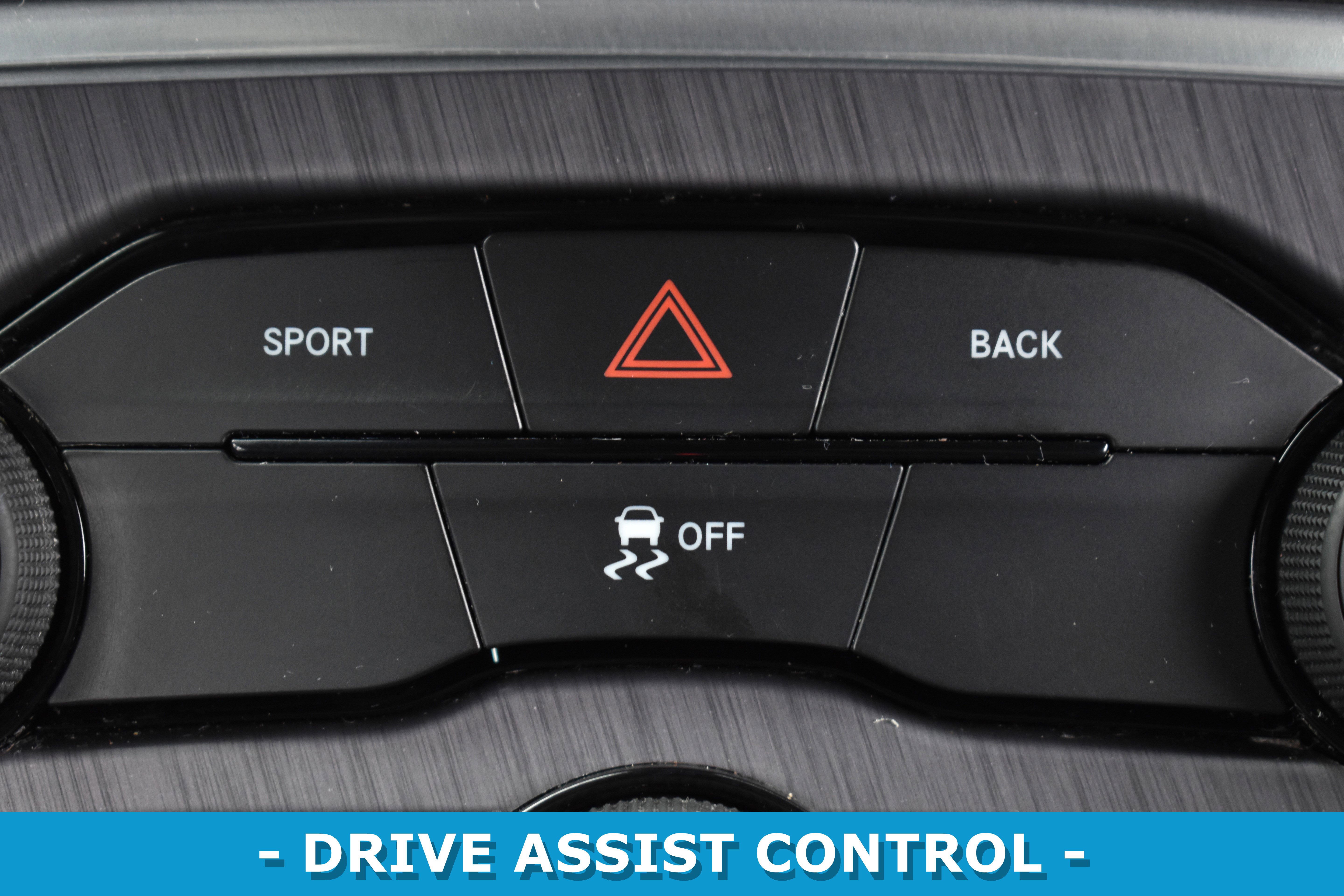 Used 2015 Dodge Challenger SXT image 15