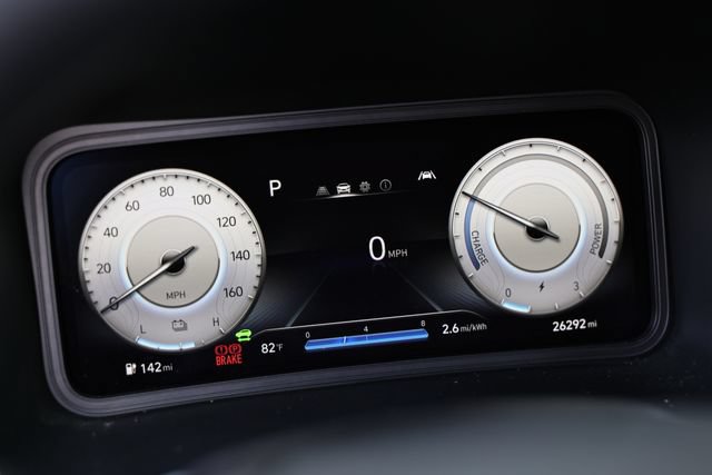 Used 2023 Hyundai Kona SE FWD image 32