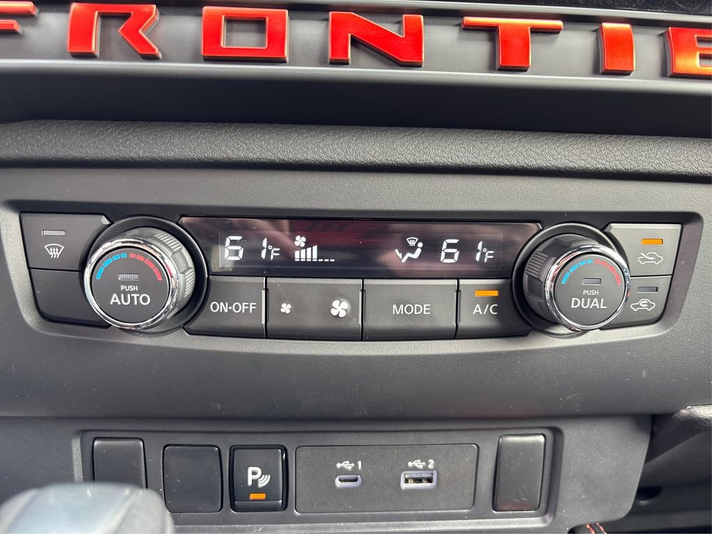 Certified 2025 Nissan Frontier PRO-4X AWD/4WD image 30