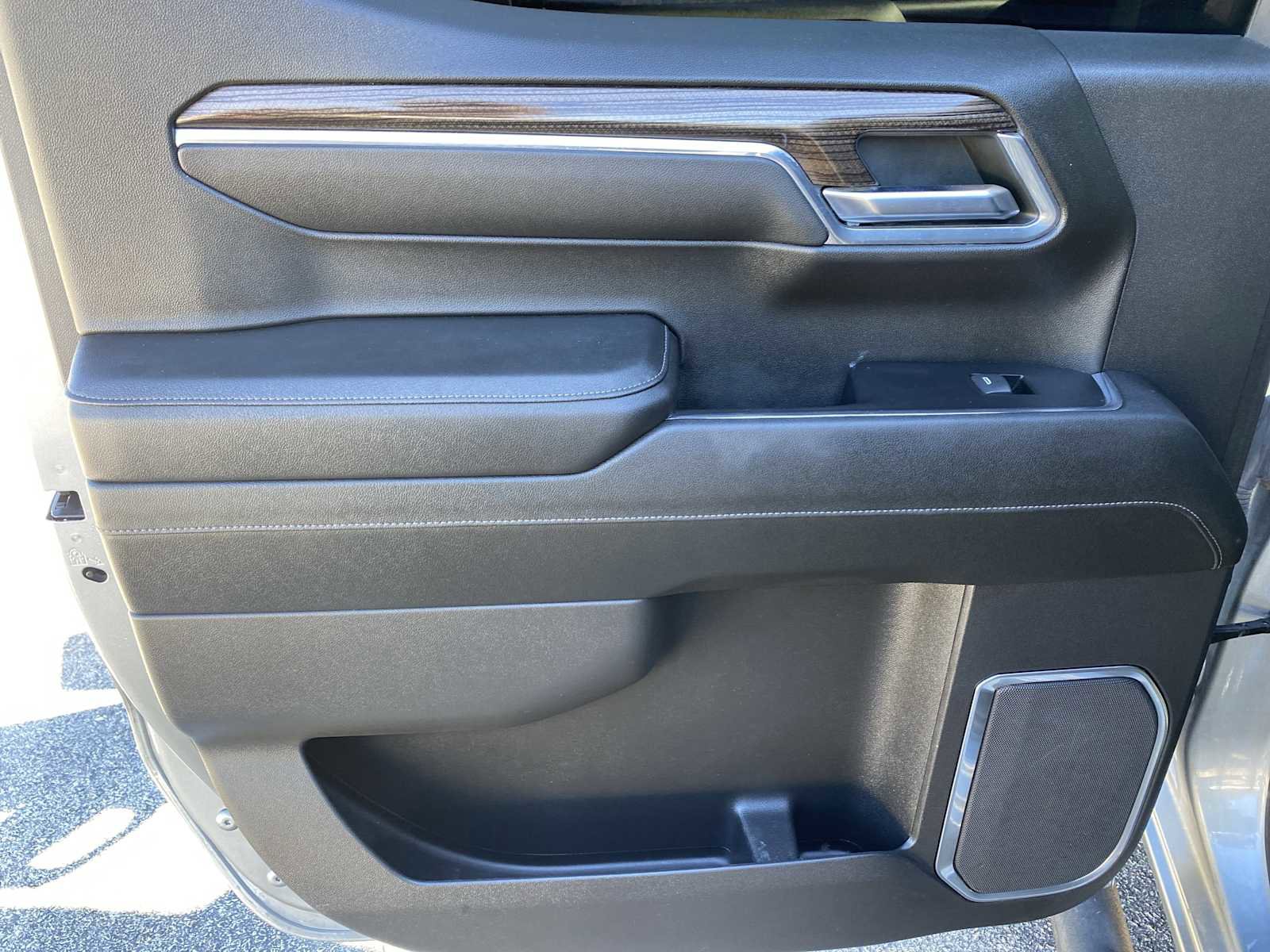 Used 2023 Chevrolet Silverado 1500 RST image 29