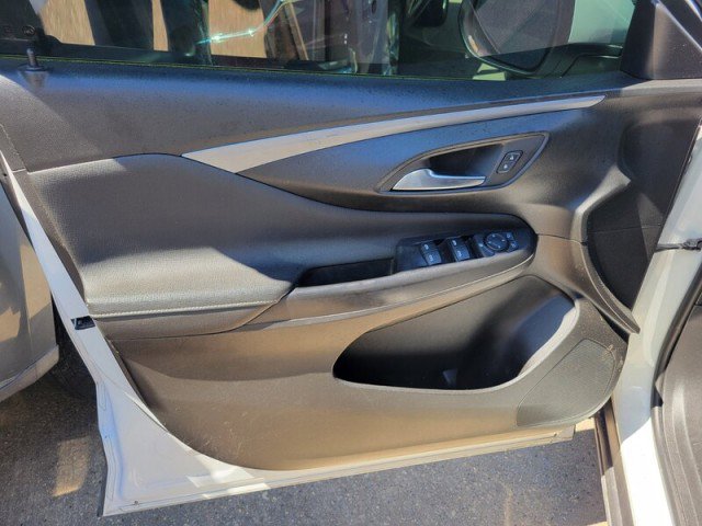 Used 2024 Buick Envista Preferred w/ Advanced Safety Package image 19