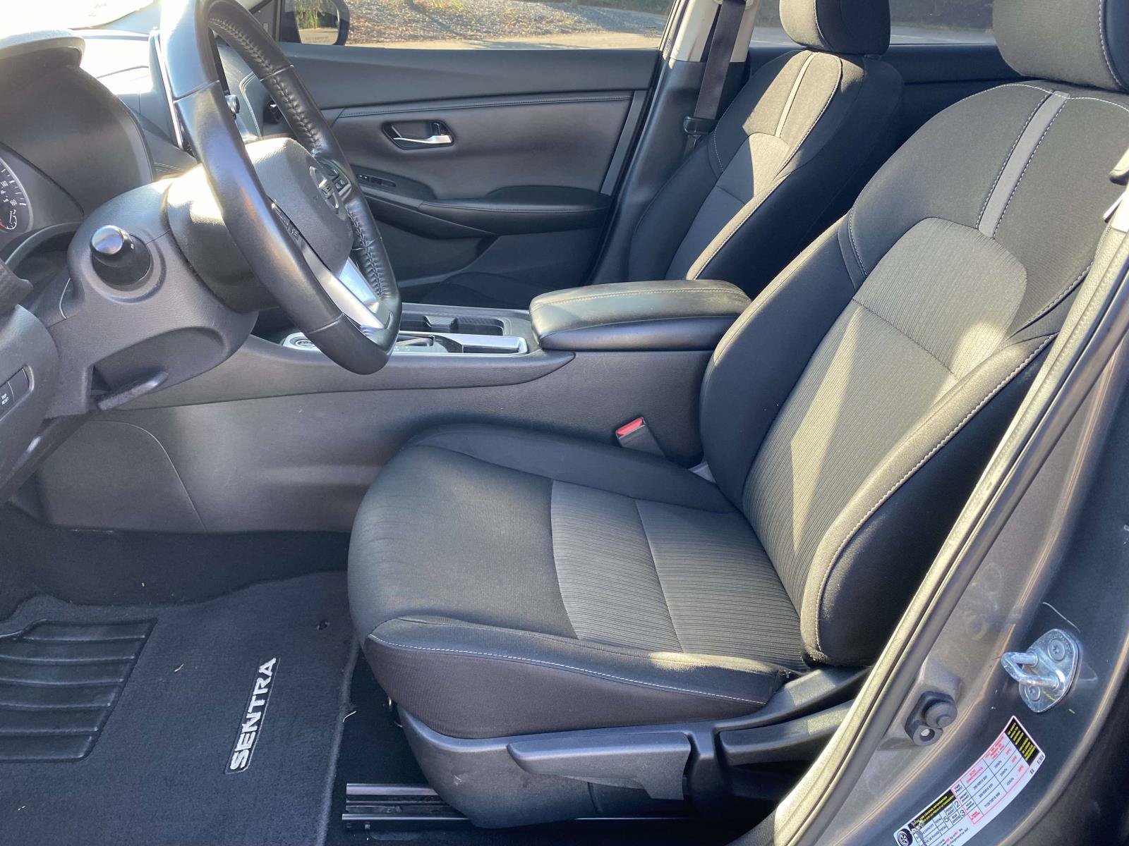 Used 2021 Nissan Sentra SV FWD image 24