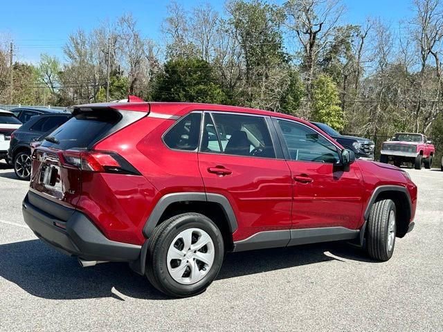 Used 2023 Toyota RAV4 LE FWD image 22